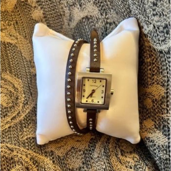 TOKYObay Accessories Tokyo Bay New In Box Womens Watch With Extra